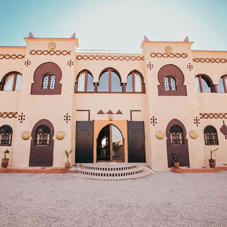 Traditional Riad Merzouga Dunes Exterior foto