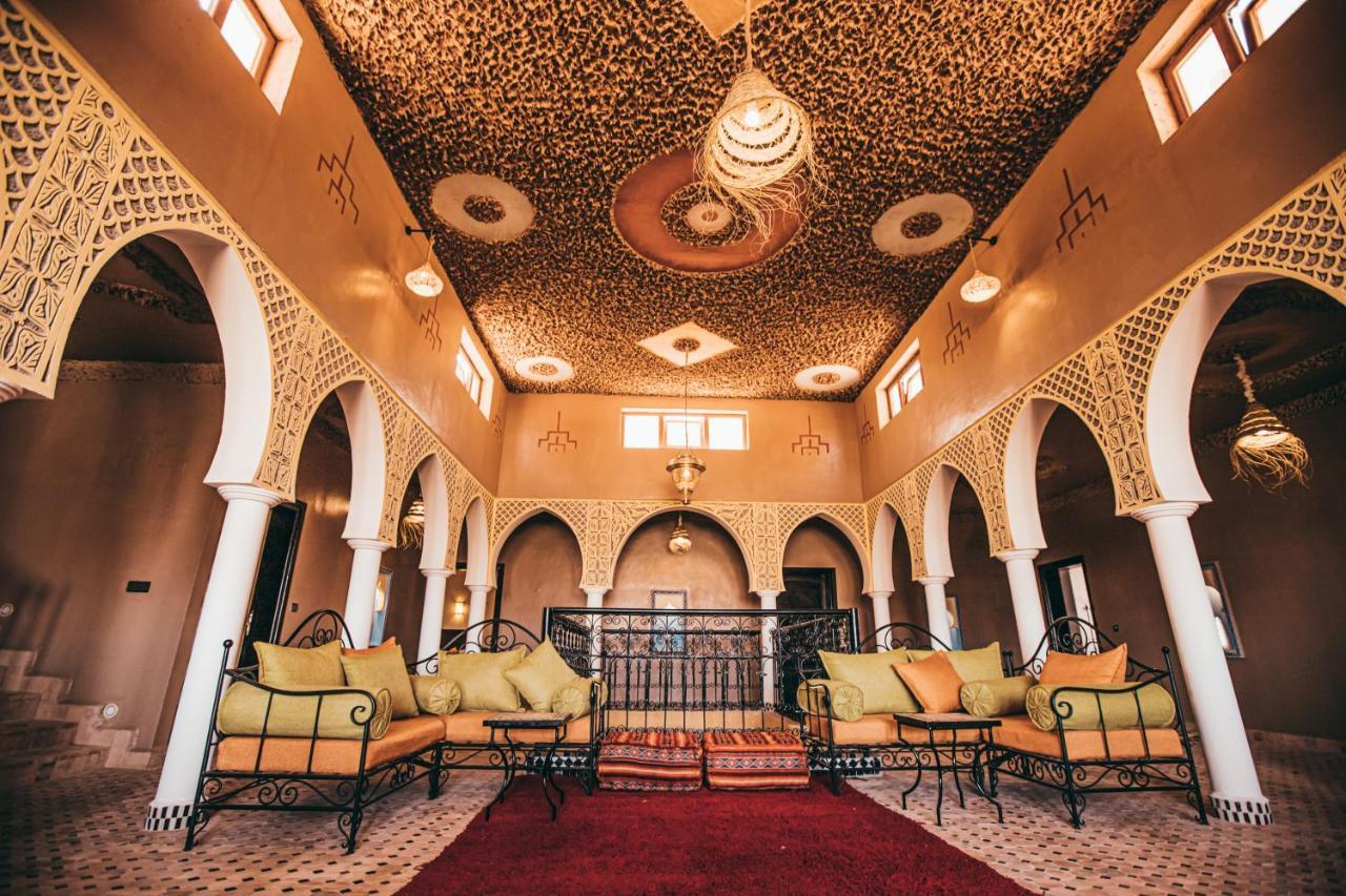 Traditional Riad Merzouga Dunes Exterior foto