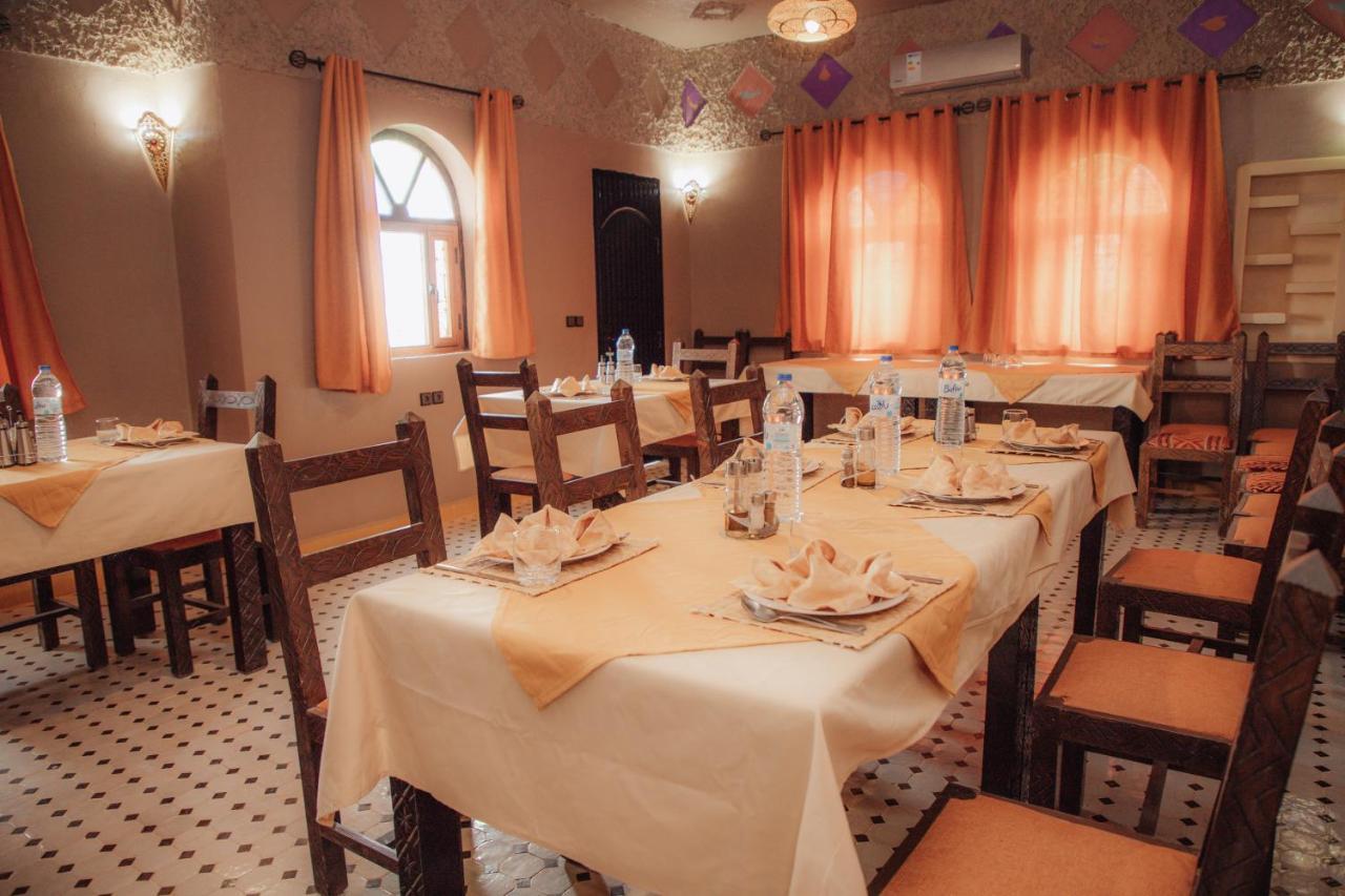 Traditional Riad Merzouga Dunes Exterior foto