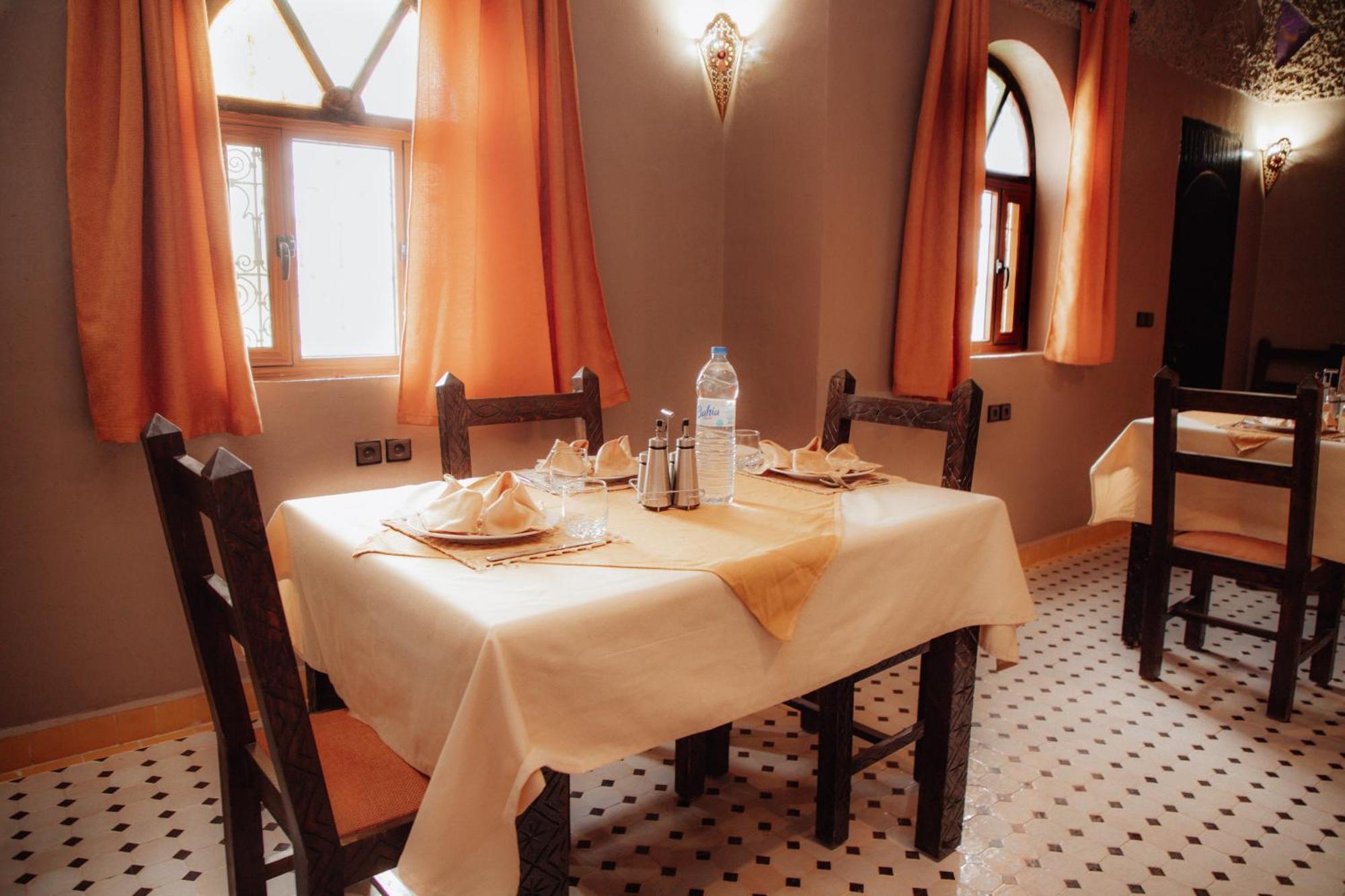 Traditional Riad Merzouga Dunes Exterior foto