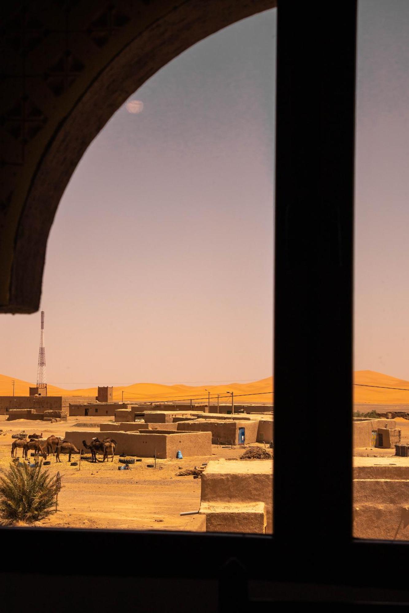 Traditional Riad Merzouga Dunes Exterior foto