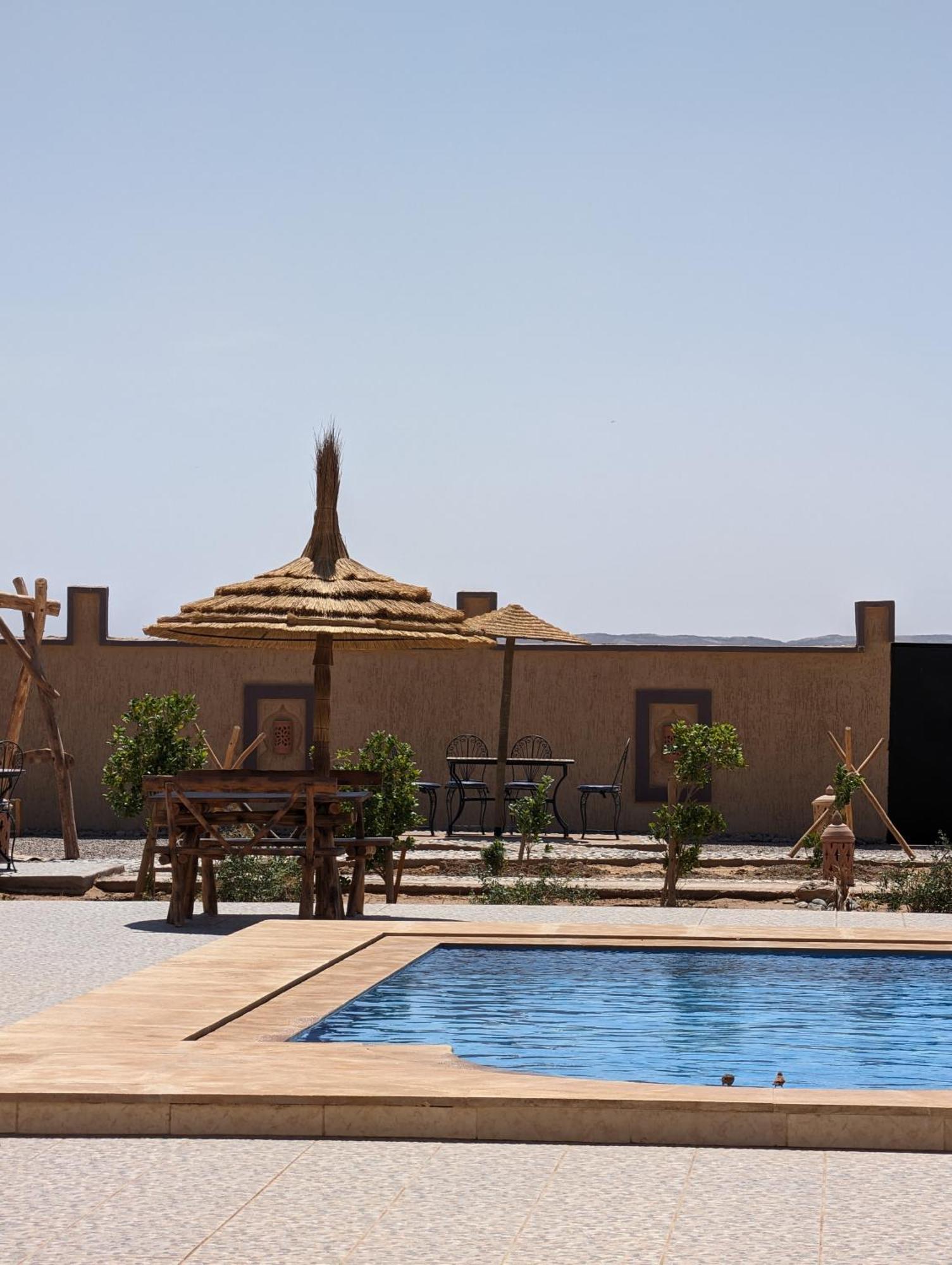 Traditional Riad Merzouga Dunes Exterior foto